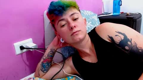 Blue online show from October 3, 1:57 am