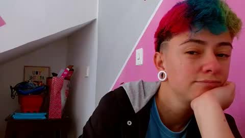 Blue online show from October 18, 1:45 pm