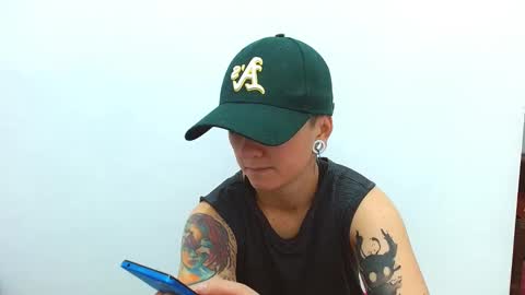 Blue online show from November 14, 10:25 am