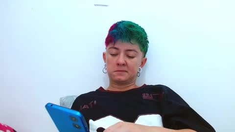 Blue online show from November 17, 3:18 pm