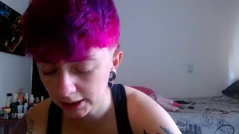 Blue online show from May 14, 7:31 pm