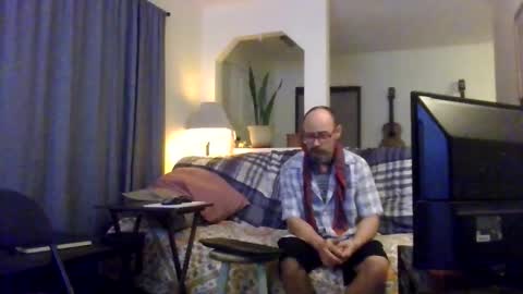Snapshot of tomcatsawyer chatting on April 15, 6:31 am sirmuggsalot online show from April 15, 6:31 am