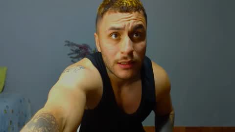 tomDavisXl online show from October 16, 2:12 am