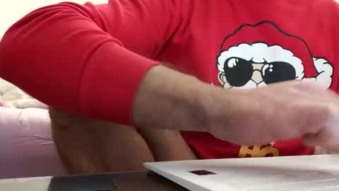 tomgas02 online show from December 16, 1:10 am