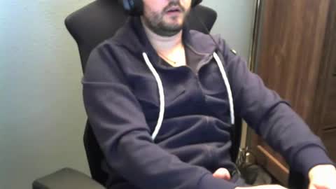 tomin3m online show from November 10, 5:34 pm