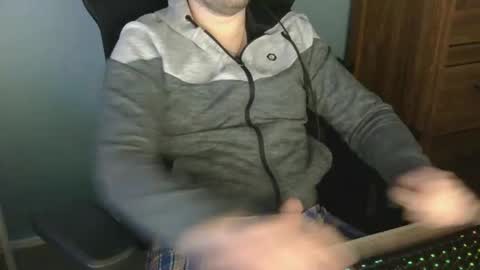 tomin3m online show from March 25, 5:08 pm