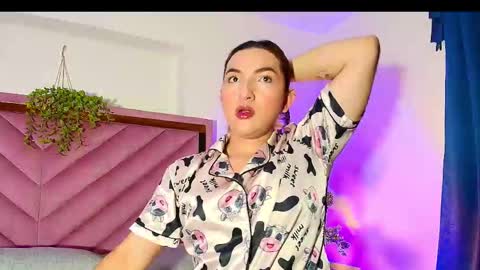   online show from October 16, 12:17 pm