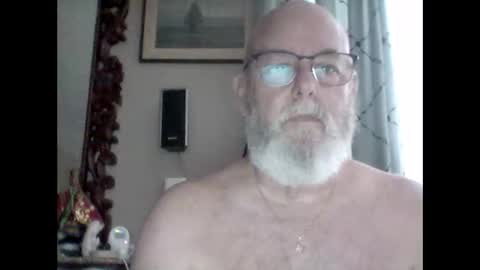 Snapshot of tommierose chatting on January 11, 4:46 pm Tommie online show from January 11, 4:46 pm