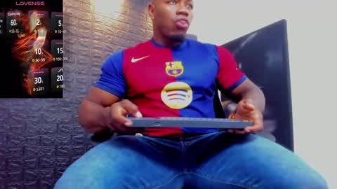 Tom Mike online show from February 23, 1:14 am