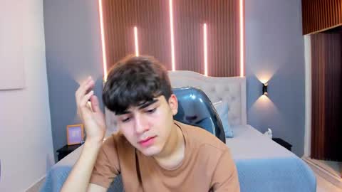 Tommy  online show from September 20, 3:40 am