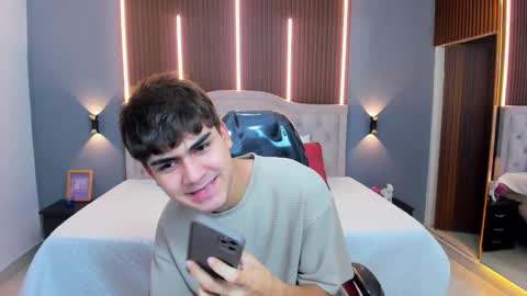 Tommy  online show from November 20, 3:28 am