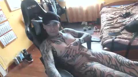 Snapshot of tommy18cmhot chatting on April 3, 7:06 am tommy18cmhot online show from April 3, 7:06 am