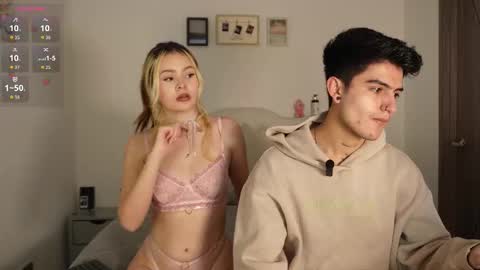 Snapshot of tommy_and_sophie chatting on September 25, 5:27 pm tommy and sophie online show from September 25, 5:27 pm