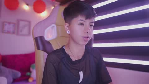 Blue  online show from February 22, 4:40 pm