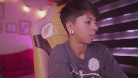 Blue  online show from February 28, 3:37 pm