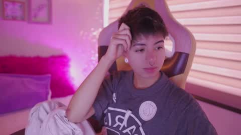 Blue  online show from March 18, 3:26 pm