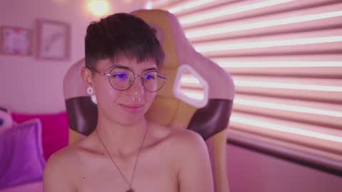 Blue  online show from May 11, 2:45 pm