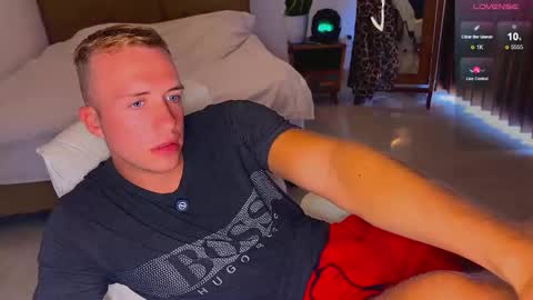 Tommy online show from November 24, 2:55 am