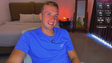 Snapshot of tommy_cumfinger chatting on April 8, 3:39 am Tommy online show from April 8, 3:39 am