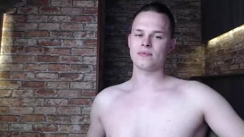 tommy_fleckk online show from September 11, 1:33 pm