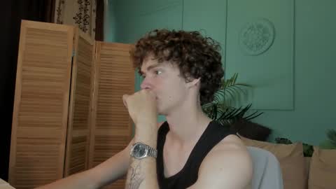 Snapshot of tommy_jamm chatting on September 13, 7:08 am Tommy online show from September 13, 7:08 am