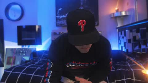 Snapshot of tommy_knuckles chatting on January 2, 12:35 pm Tommy online show from January 2, 12:35 pm