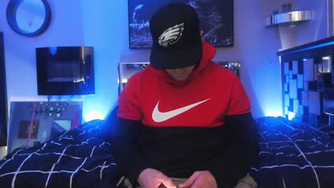 Snapshot of tommy_knuckles chatting on January 3, 3:01 pm Tommy online show from January 3, 3:01 pm