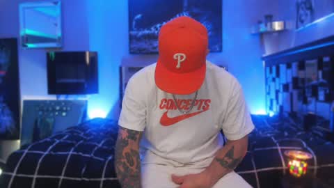 Snapshot of tommy_knuckles chatting on January 7, 1:57 pm Tommy online show from January 7, 1:57 pm