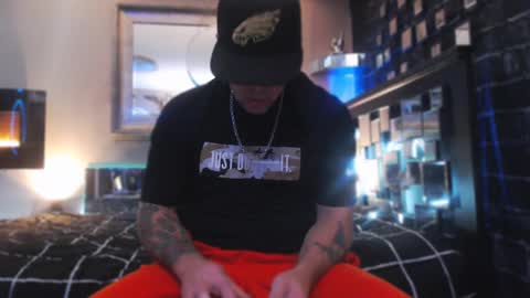 Snapshot of tommy_knuckles chatting on November 20, 2:28 pm Tommy online show from November 20, 2:28 pm
