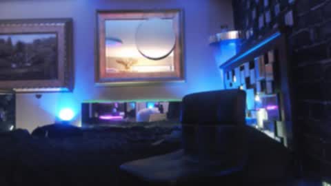 Snapshot of tommy_knuckles chatting on January 8, 9:00 am Tommy online show from January 8, 9:00 am