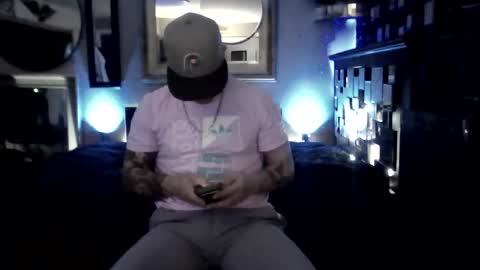 Snapshot of tommy_knuckles chatting on February 23, 1:52 pm Tommy online show from February 23, 1:52 pm