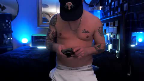 Snapshot of tommy_knuckles chatting on March 3, 6:58 pm Tommy online show from March 3, 6:58 pm