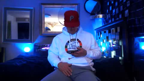 Snapshot of tommy_knuckles chatting on March 7, 10:45 am Tommy online show from March 7, 10:45 am