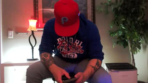 Snapshot of tommy_knuckles chatting on April 30, 12:50 am Tommy online show from April 30, 12:50 am
