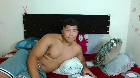 Snapshot of tommy_montana57935 chatting on April 14, 3:45 am tommy and merida online show from April 14, 3:45 am