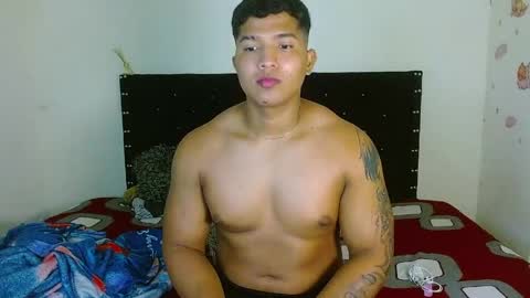 Snapshot of tommy_montana57935 chatting on April 23, 3:08 am tommy and merida online show from April 23, 3:08 am