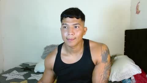 Snapshot of tommy_montana57935 chatting on July 5, 2:18 am tommy and merida online show from July 5, 2:18 am