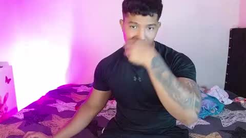 Snapshot of tommy_montana57935 chatting on July 22, 2:47 am tommy and merida online show from July 22, 2:47 am