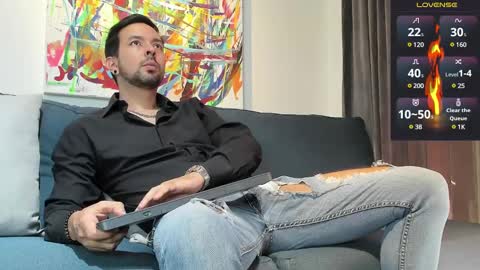 Snapshot of tommy_raym0ndg chatting on December 18, 7:52 pm tommy_raym0ndg online show from December 18, 7:52 pm