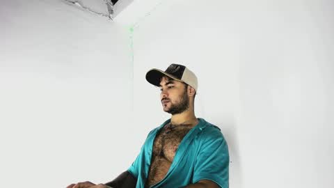 Snapshot of tommy_sccott chatting on October 8, 1:58 am tommy_sccott online show from October 8, 1:58 am