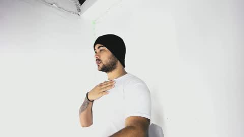 Snapshot of tommy_sccott chatting on October 10, 11:15 pm tommy_sccott online show from October 10, 11:15 pm