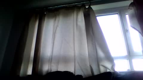 Snapshot of tommyandtomara chatting on April 17, 6:44 pm tommyandtomara online show from April 17, 6:44 pm