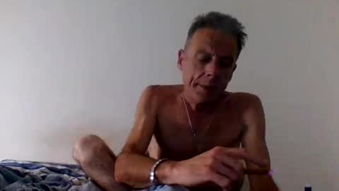 Snapshot of tommyandtomara chatting on June 7, 9:40 pm tommyandtomara online show from June 7, 9:40 pm