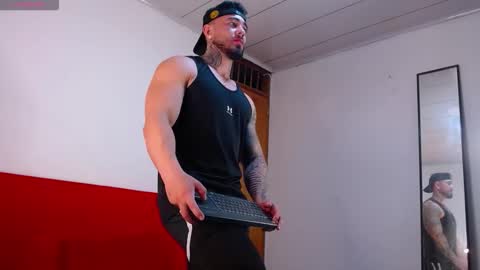 Steven online show from February 4, 6:08 am