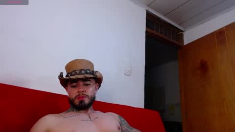 Snapshot of tommyblessd1 chatting on April 11, 3:55 am Steven online show from April 11, 3:55 am