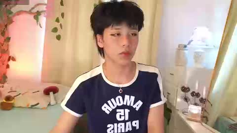 Snapshot of tommyfoxboy chatting on September 11, 1:55 pm Tommy Foxboy online show from September 11, 1:55 pm