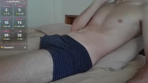 Snapshot of tommyshe1by chatting on March 7, 3:47 am tommyshe1by online show from March 7, 3:47 am