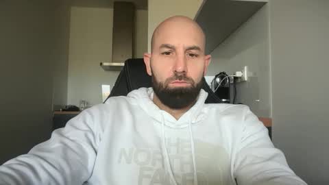 Thomas Fit online show from October 9, 7:28 am