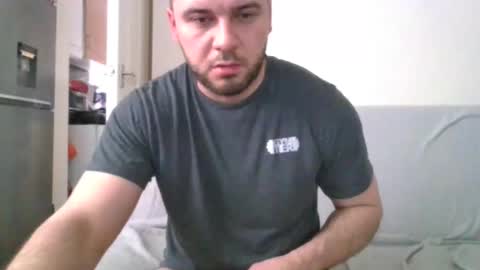 tommyy19901 online show from February 1, 1:41 pm