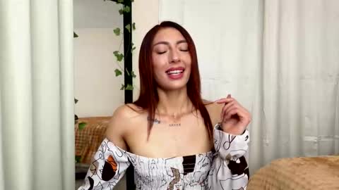 leyla  online show from March 27, 11:54 am